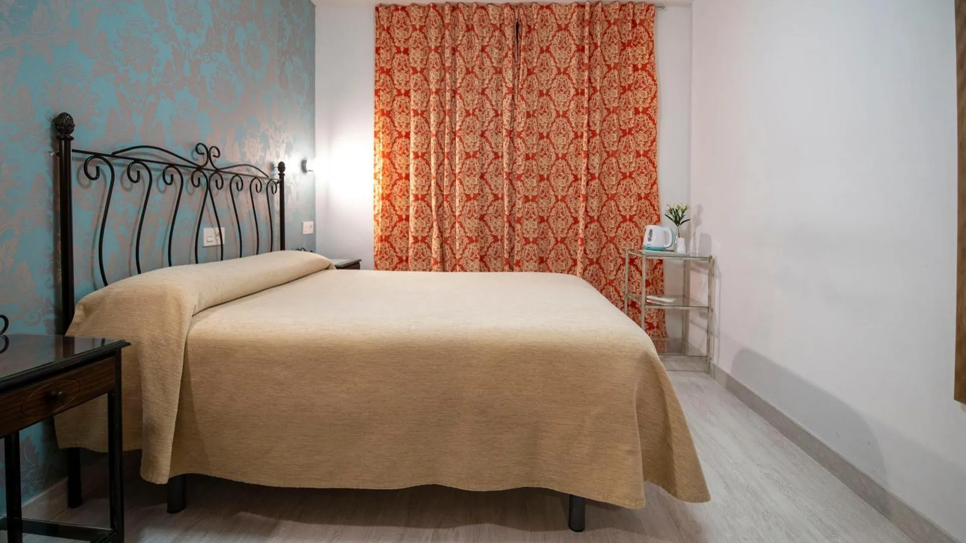 Hotel Manzanito Αντεκέρα